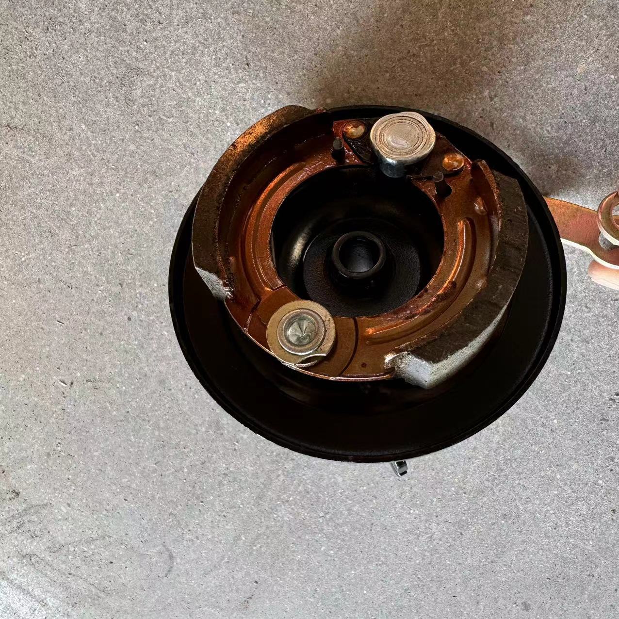 80 Front Drum Brake Electric Vehicle Front Drum Brake 110 Front Drum Brake Front Wheel Brake 0.45 Electric Scooter