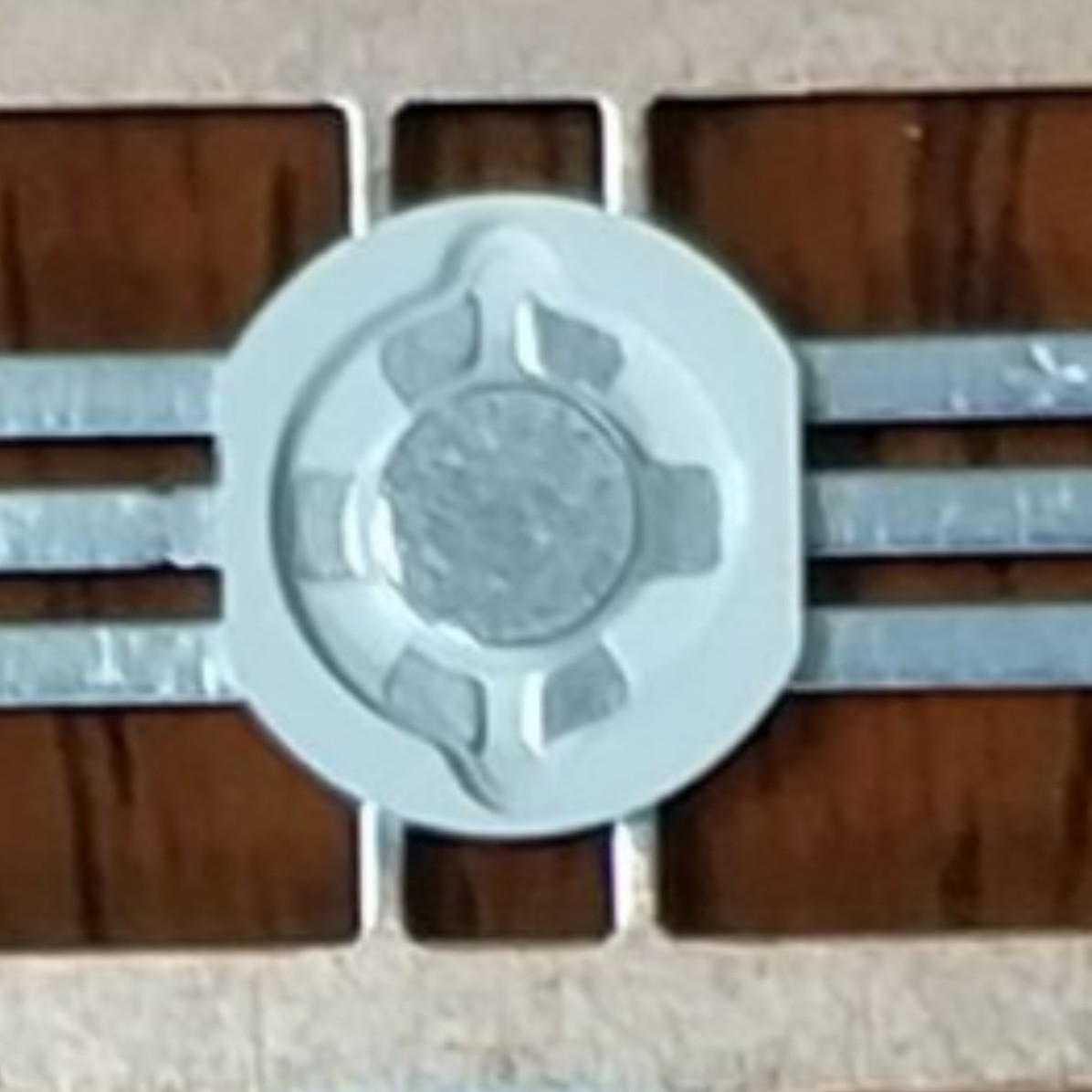 Dongguan LED bracket manufacturers produce imitation lumen six-legged RGB all-copper bracket