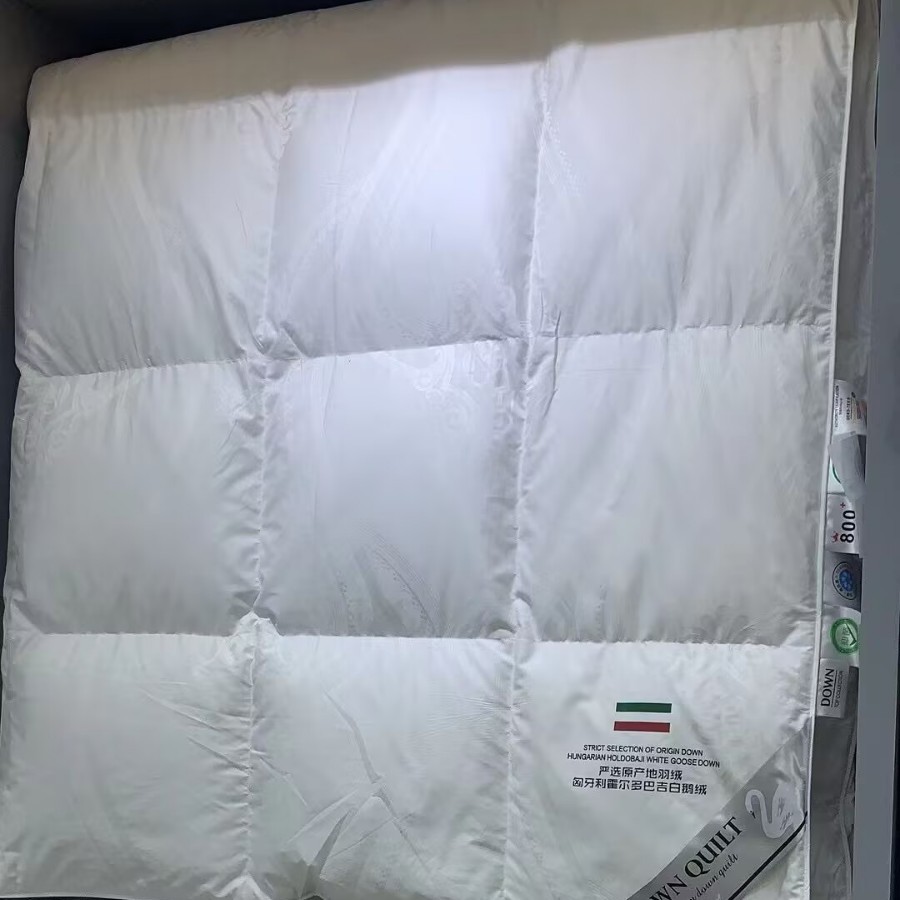 180-Count Cotton Duvet with 95% White Goose down Filling, Thickened for Warmth, Pure Cotton Quilt Core for Spring, Autumn, and Winter