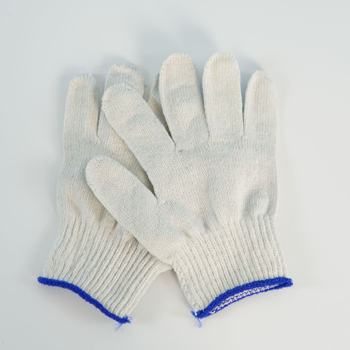 Labor protection gloves wholesale thickened wear-resistant cotton yarn nylon cotton thread for men and women work non-slip dirt-resistant protective hands