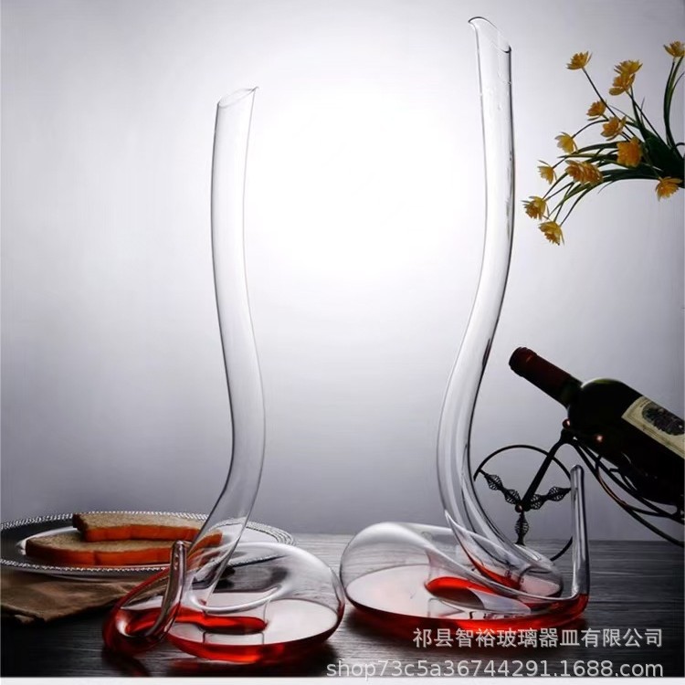 Serpentine Decanter Glass Wine Wine Quick Dispencer Wine Jug Personalized Creative Home in stock