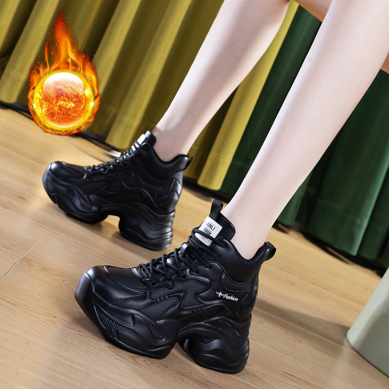 European station leather torre shoes women's 2024 new autumn and winter small thick bottom increased sports women's shoes winter fleece-lined