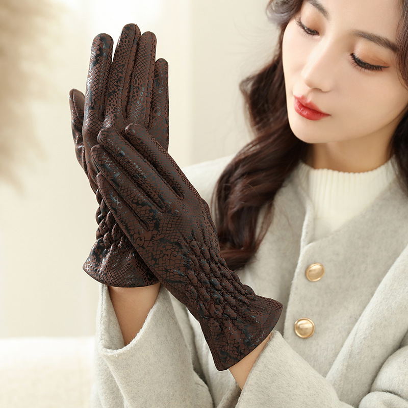 Wholesale Snakeskin Pattern Women's Gloves Cold-Proof and Warm Thin Korean Style Student Thickened Windproof Cycling Women's Gloves