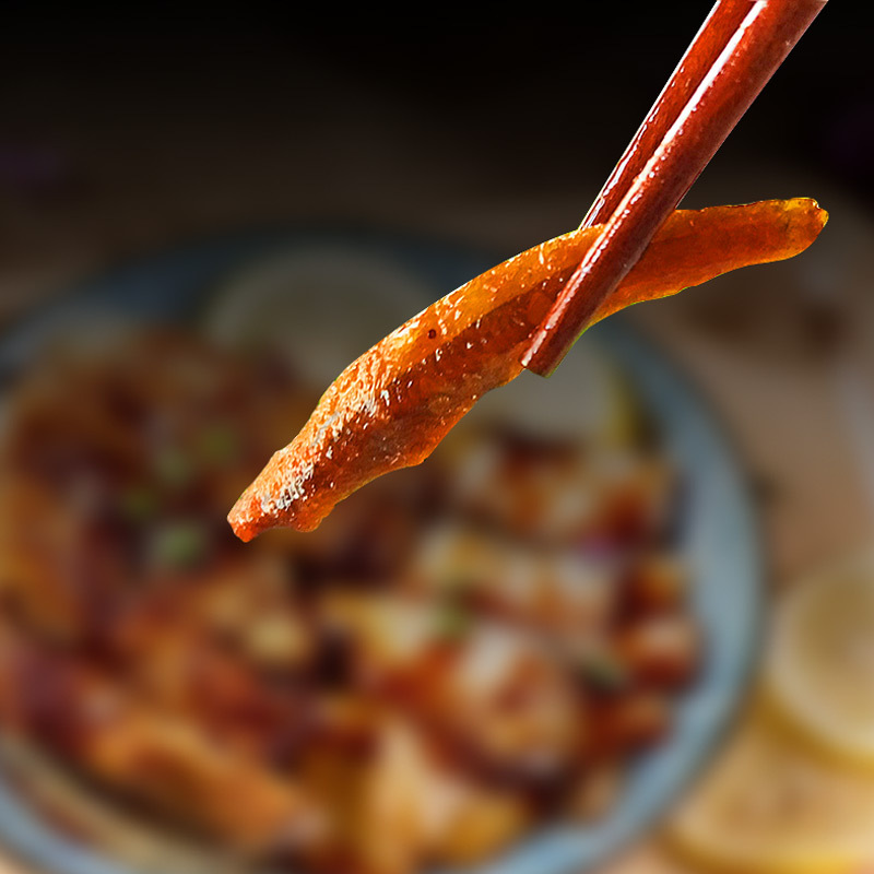 Xiangyue small fish, Hunan specialty, spicy and spicy dried fish, instant snacks, casual bulk wholesale, one-piece delivery