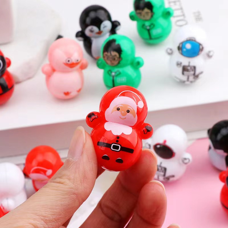 Tiktok same style tumbler toy spaceman desktop decoration toy kindergarten push small gift takeaway gift