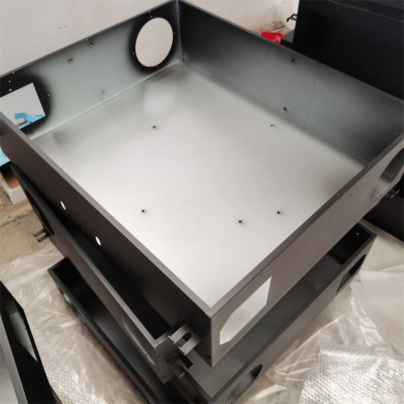 Leisure and entertainment equipment shell steel structure metal equipment processing plastic spray stainless steel products customization