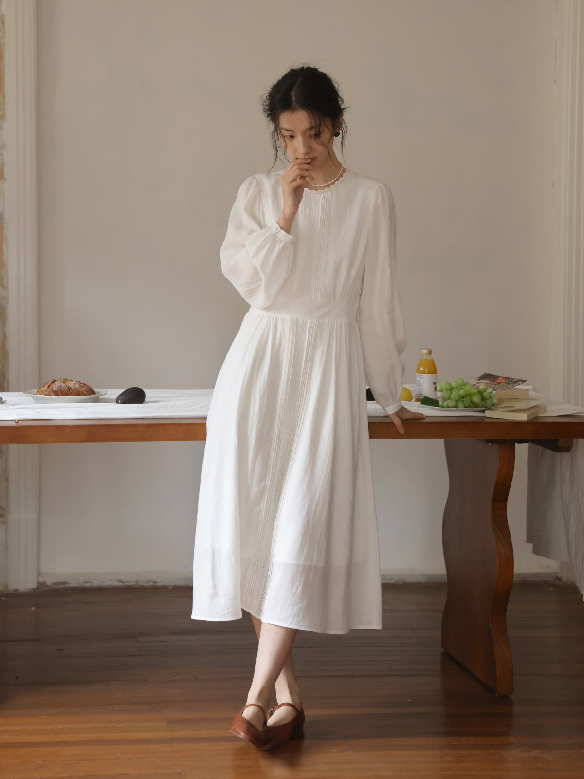 Solighter French Retro Long-Sleeved Waist Dress Women's Early Autum 2025 New Lantern Sleeve Long Skirt