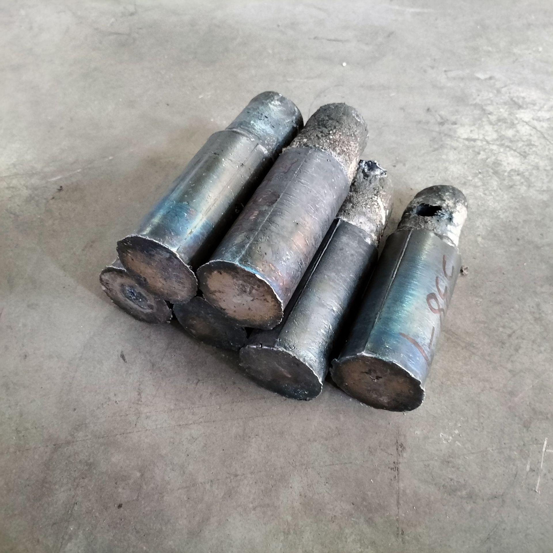 Spot Chromium Block Chromium Ingot Cr Sputtering Target High Temperature High Entropy Alloy High Purity 99.95%