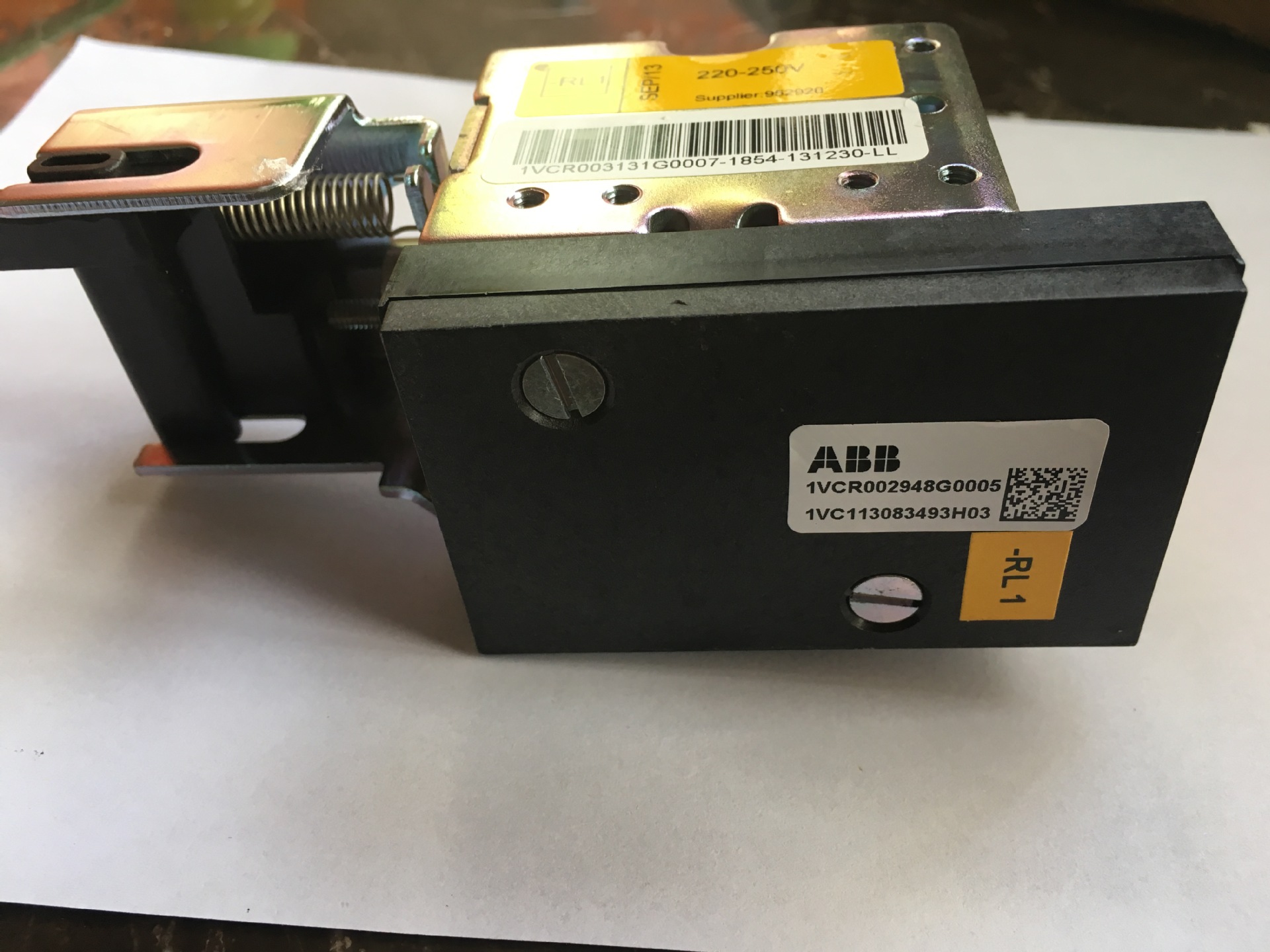 EM20-S-004 GCE9401766P0106 ABBVD4 circuit breaker latching electromagnet Y0,DC220V