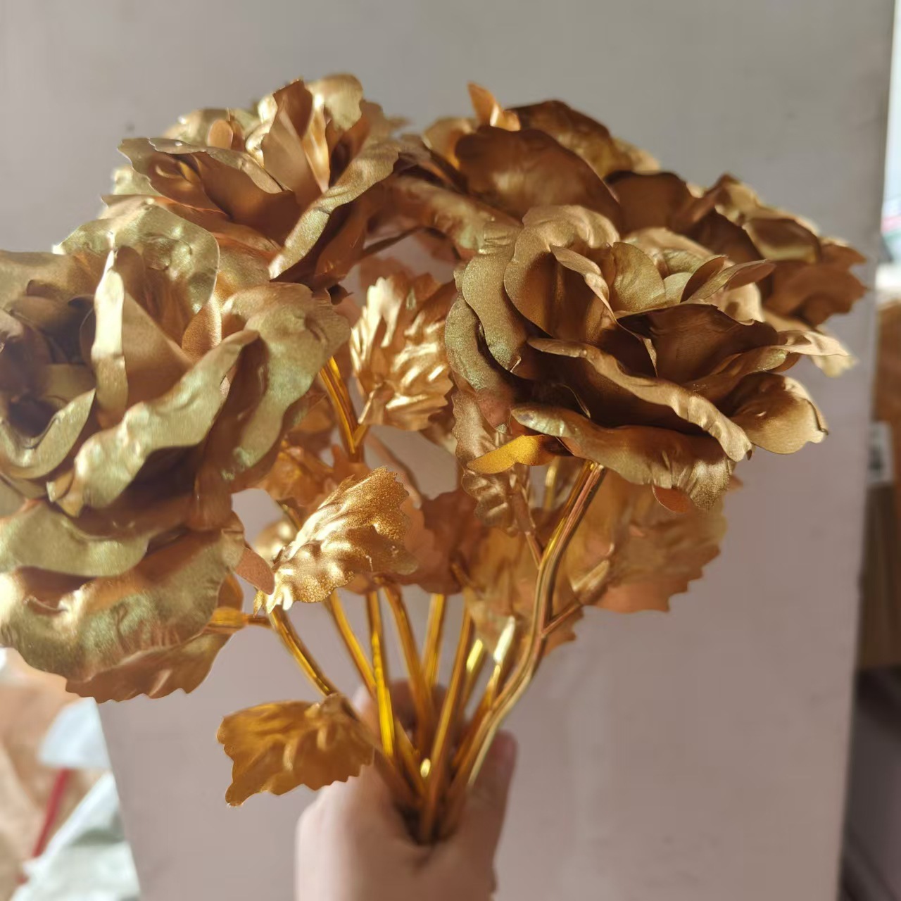 Large 25cm Colored Gold Flower Gold Foil Rose Flower Valentine's Day Gift Glass Cover Gold Foil Flower Chocolate Gift Box Accessories