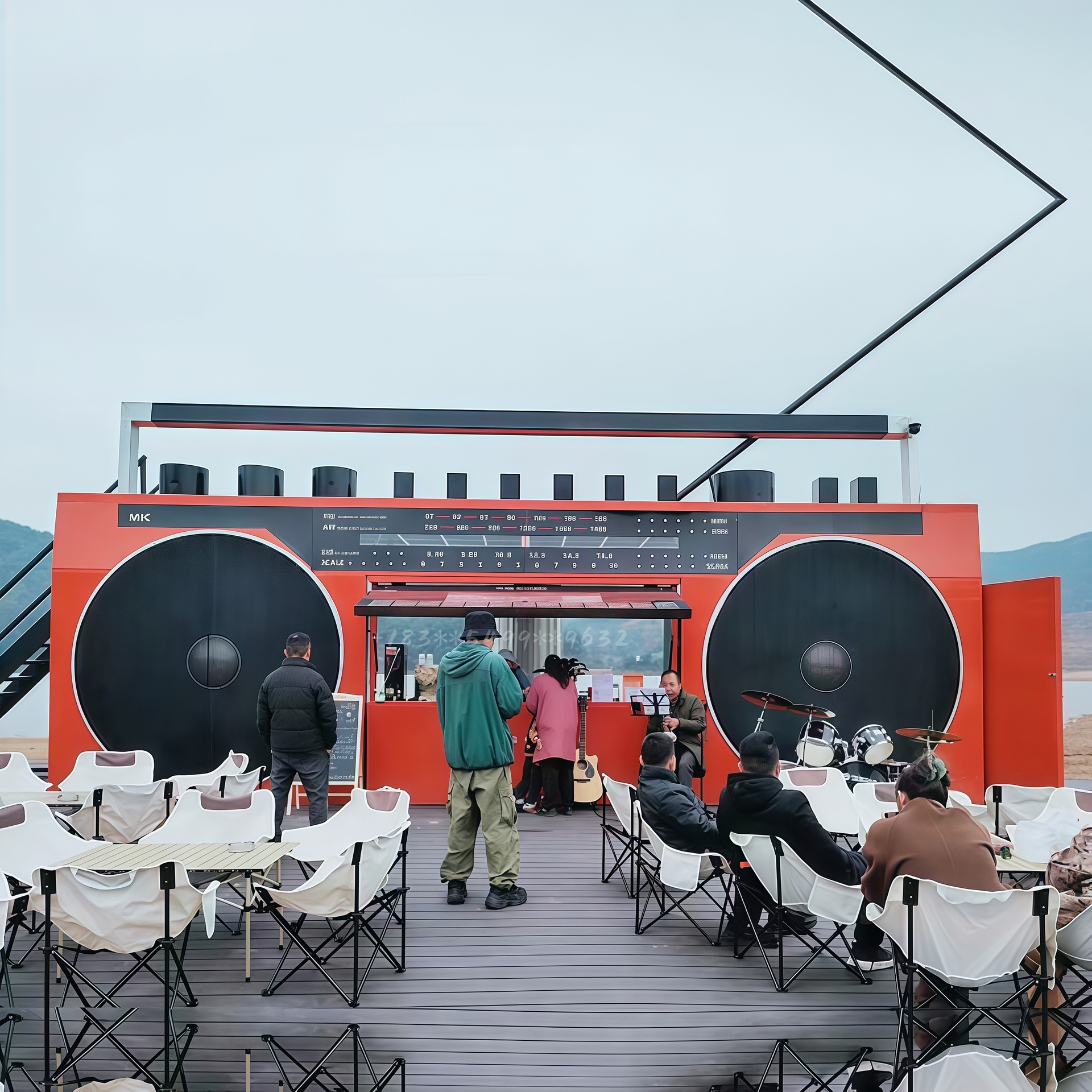 Large-scale retro tape recorder outdoor scenic spot net red clock cafe restaurant landscape sales shops catering shops