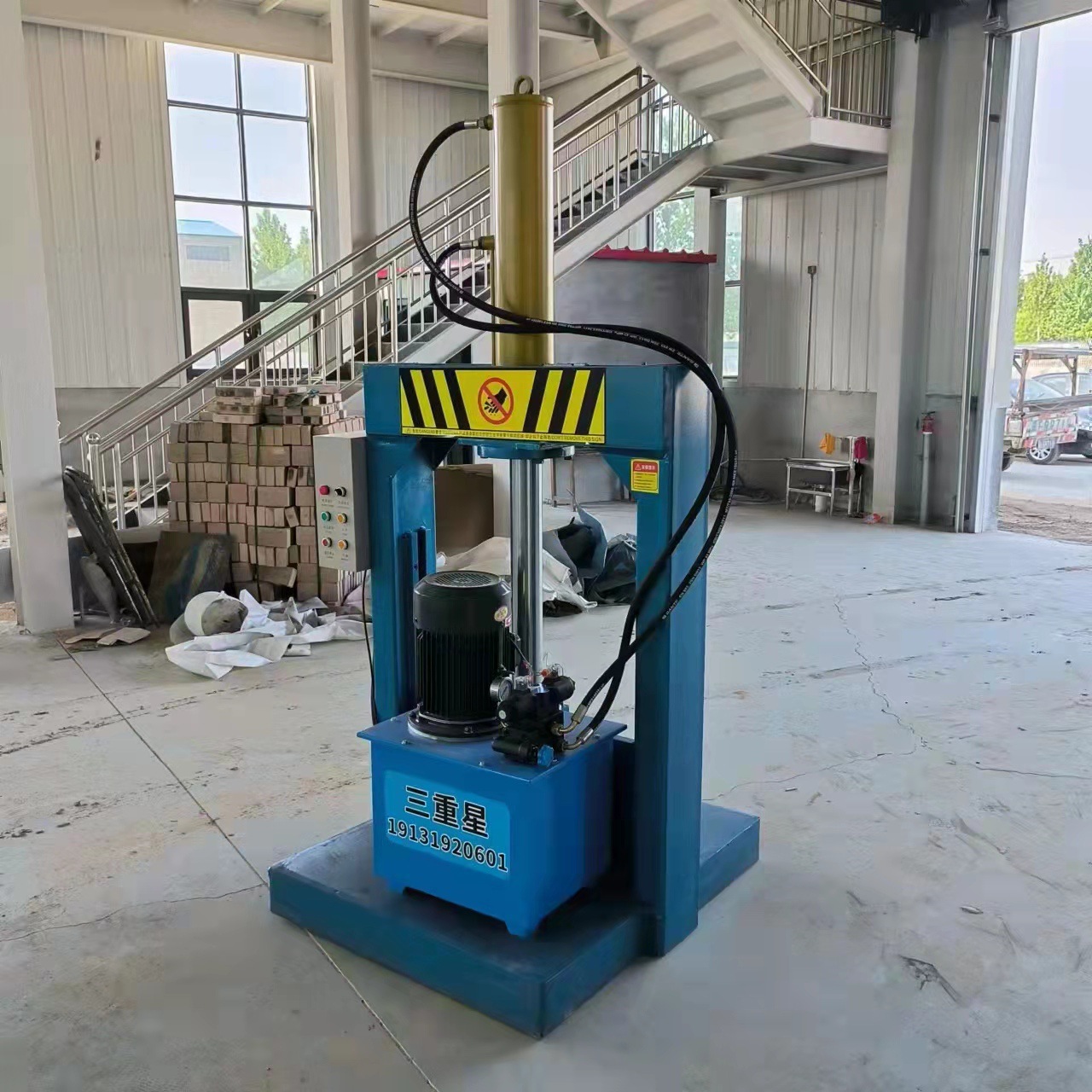 Старый резак для кожи, гидравлическая ножничная машина для пленки, машина для резки натуральной резины