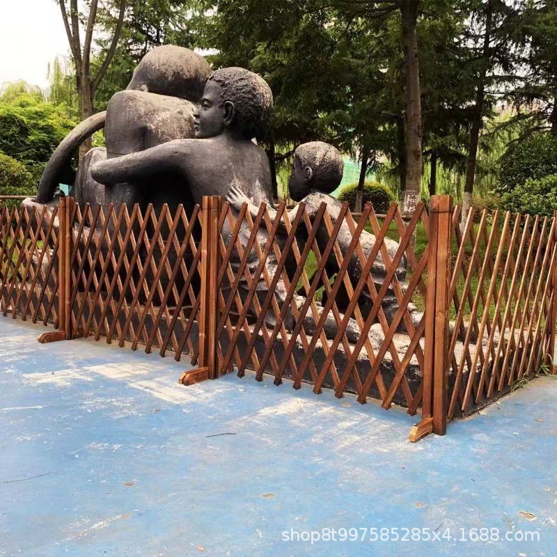 Retractable Fence Outdoor Anticorrosive Wooden Fence Courtyard Fence Garden Climbing Frame Indoor Balcony Decorative Fence