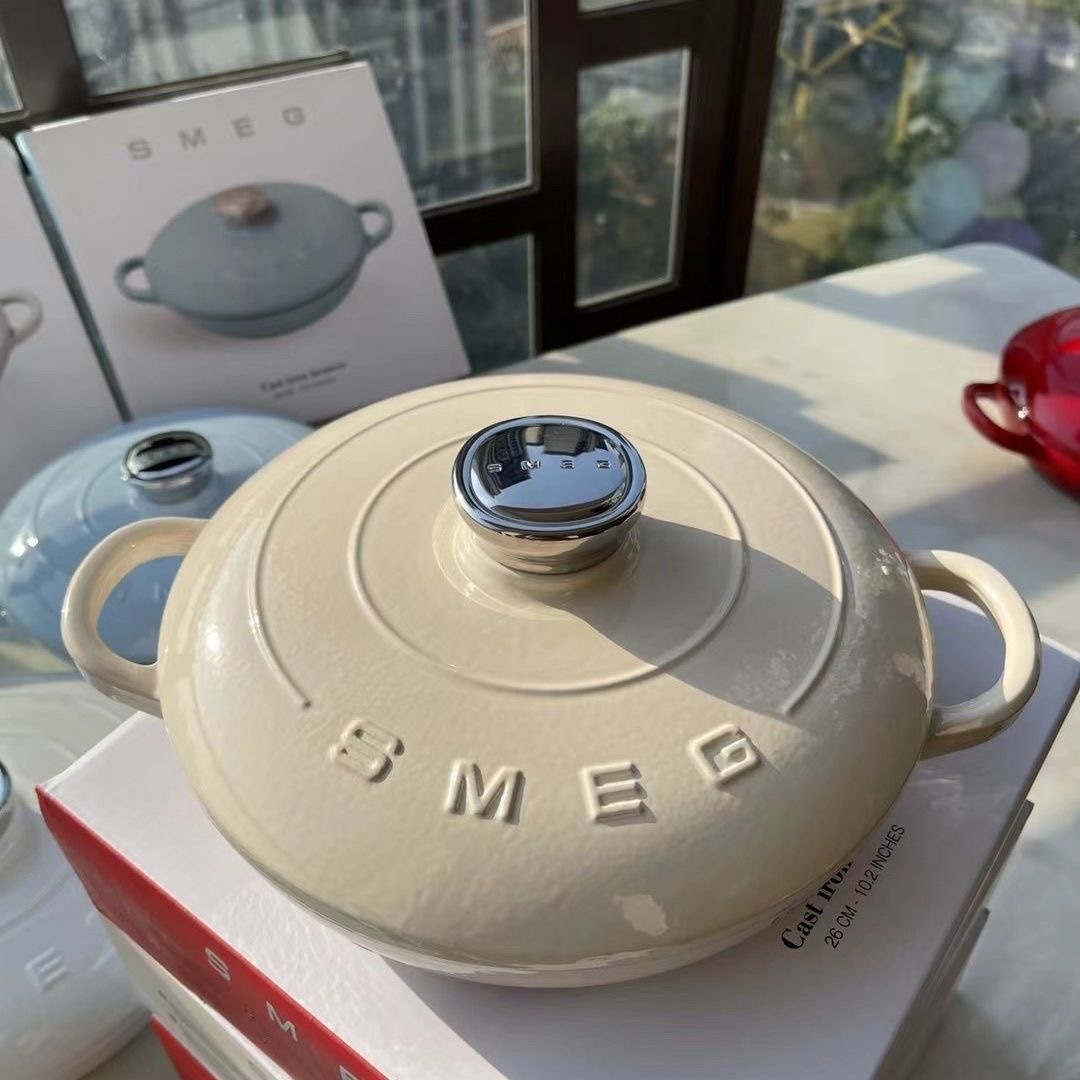 Foreign Trade Explosions Smeg 26CMsmeg Seafood Pot Enamel Pot Household Cast Iron Pot Gas Stove Induction Cooker Universal
