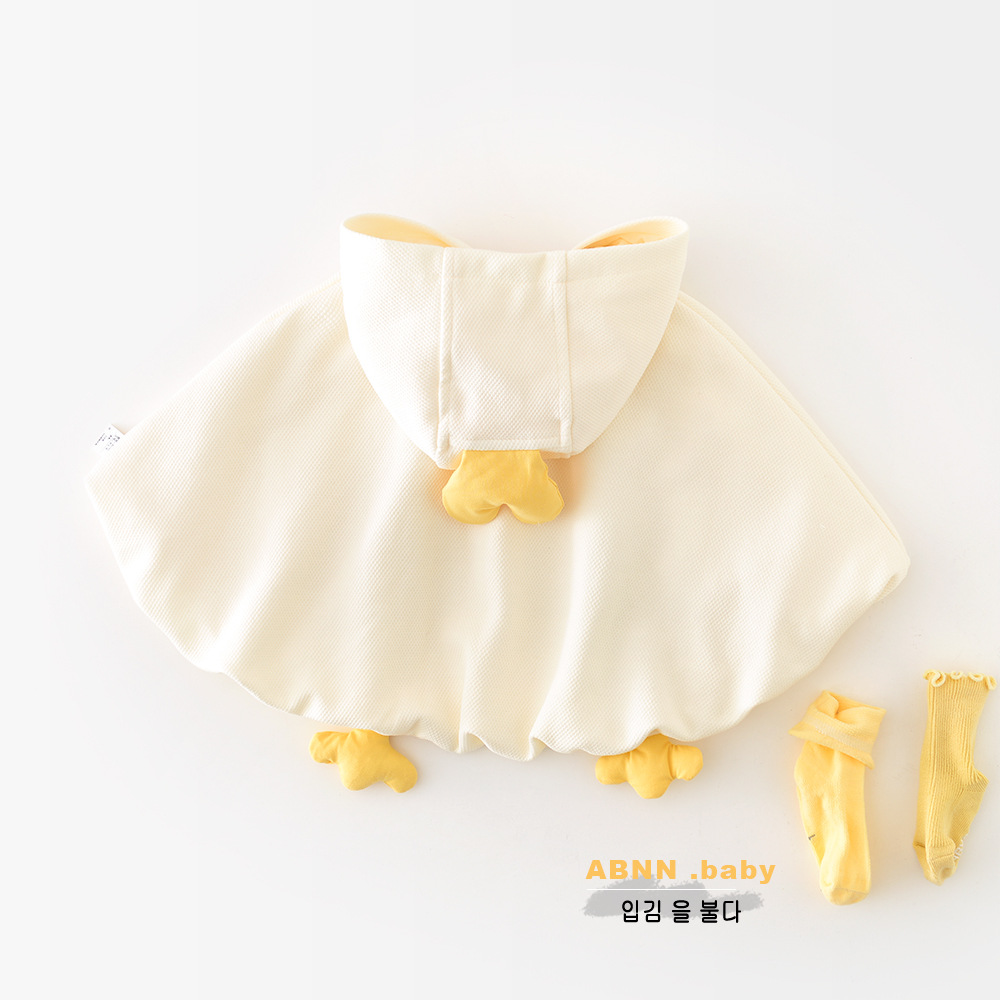 Yueji Clothing Spring Baby Cartoon Outing Clothes Newborn 0-3 Years Old Windproof Hooded Chicken Cloak 51106