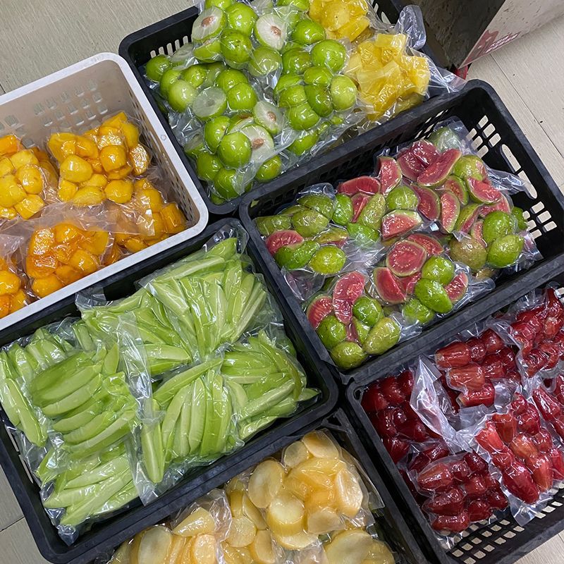 Квашеное зеленое манго из Чаошаня, сок солодки и сливы, свежий сырой, кислый и хрустящий, сезонный фрукт для беременных