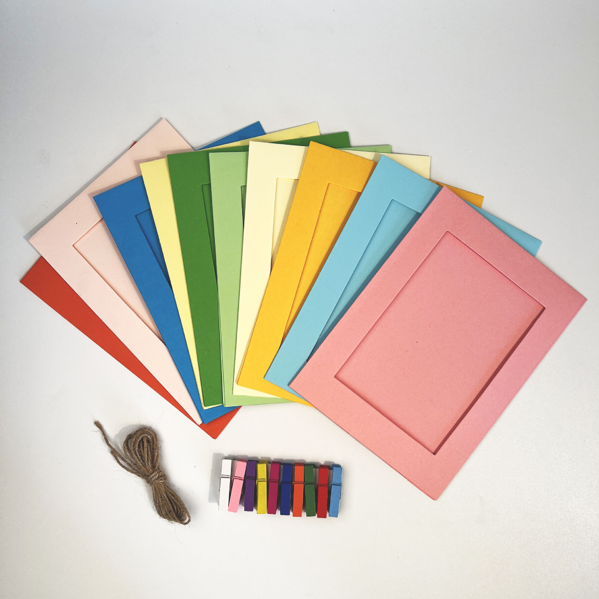 Manufacturer Creative Hanging Paper Photo Frame 3567inch Colorful 10 Sheets with Hemp Rope Clip Combination Photo Wall Wholesale