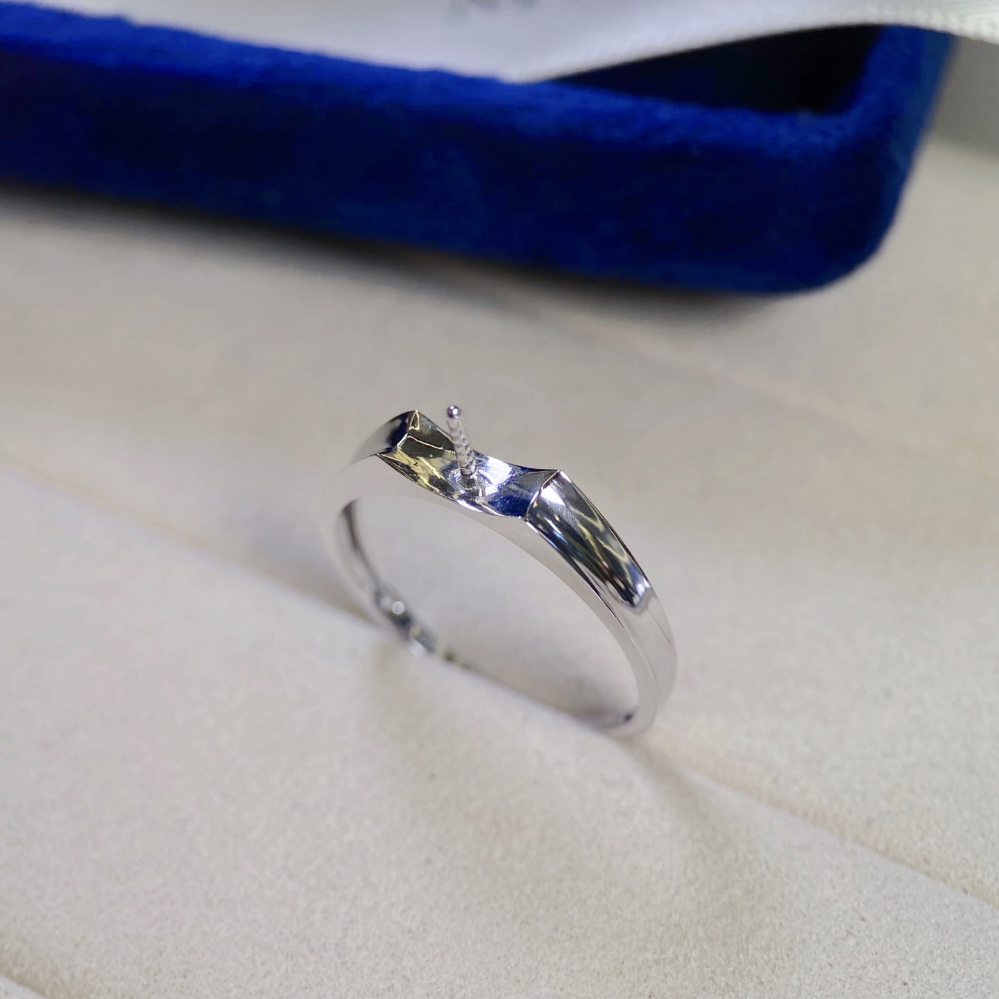 Platinum Pt900 Accessories Light Edition Simple Ruger Daily Joker Figure with 10-11mm Beads Without Beads