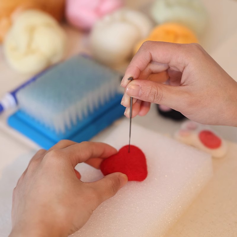 Handmade DIY Wool Felt Poking Fun Material Wet Felt Needle Felt Poking Fun Colorfulful Wool Strips Wet Felt Wool Wholesale