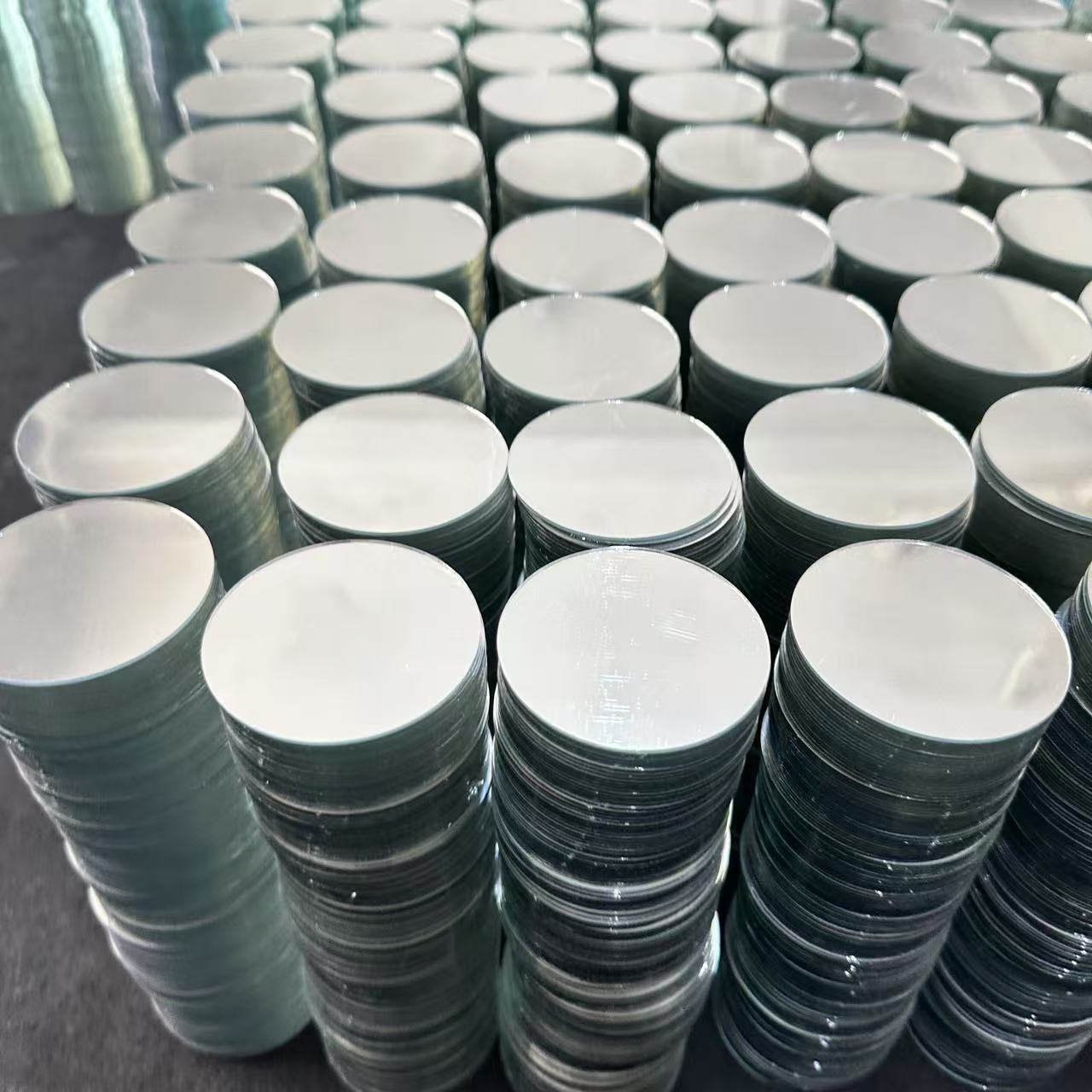 Wholesale Round Glass Lens Cosmetic Lens Single-Sided Lens Special-Shaped Glass Mirror Bathroom Lens Production and Processing