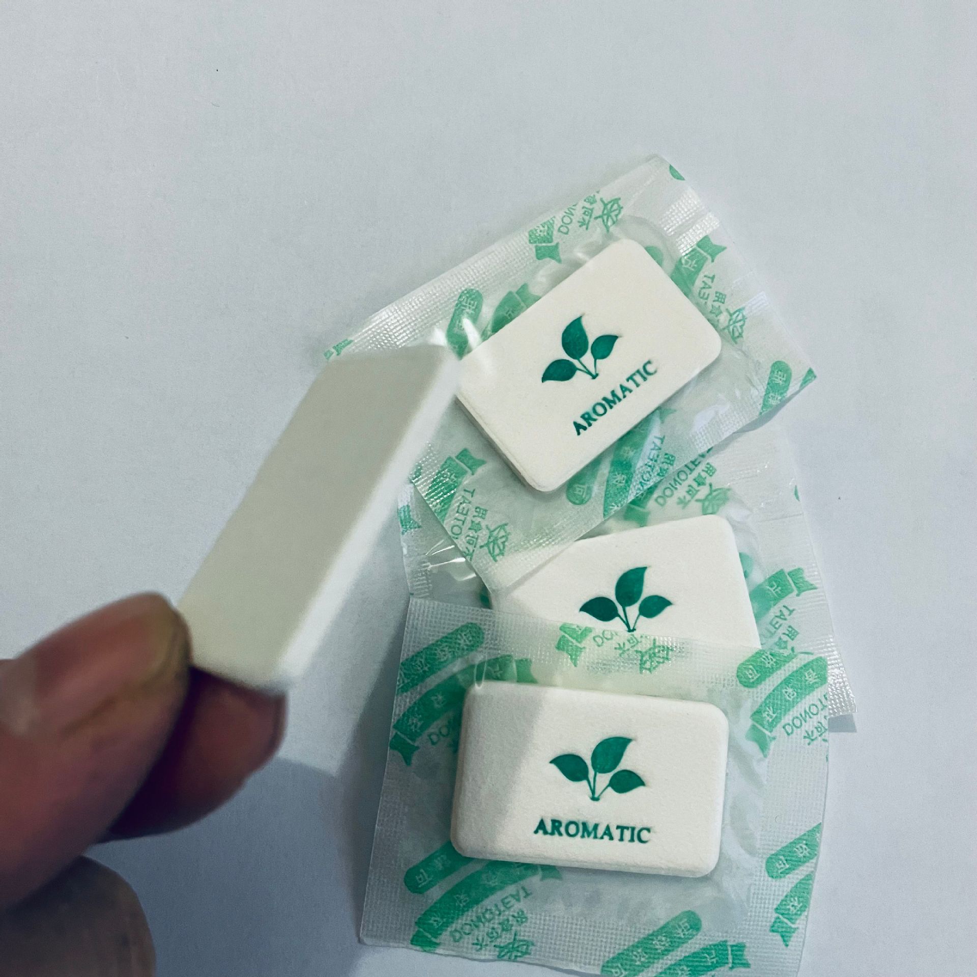 Air Freshening Fragrance Tablets, Moisture-Proof and Mildew-Proof Fragrance Tablets, Essential Oil Deodorizing Sachets, Shoe Boxes, Clothing Fragrance, Thickened Small Sachets