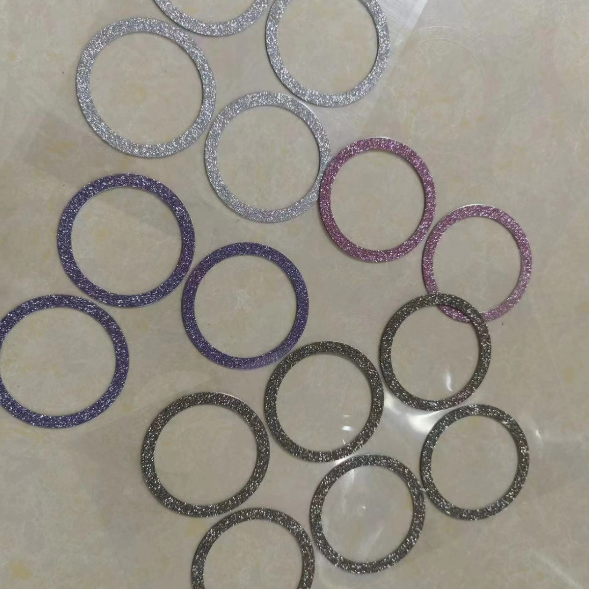 Directly Supplied from the Manufacturer: Glitter Magnetic Sheets, Stickers, Iron Sheets, Round Sheets, Mobile Phone Wireless Charging Magnetic Sheets, Magnetic Rings