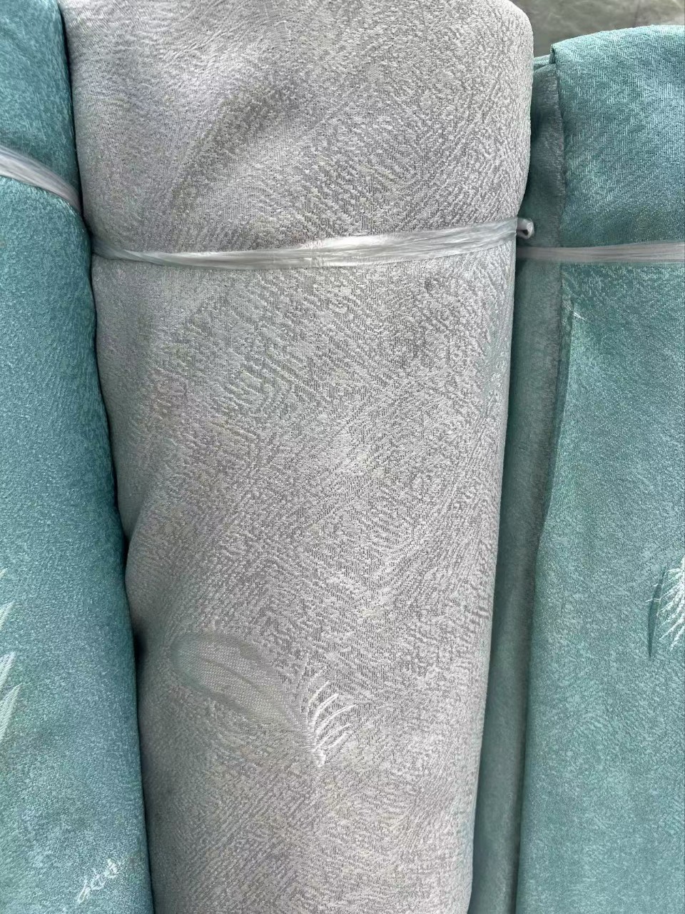 Inventory Clearance Sale of Southeast Asian Jacquard Curtain Fabric at Special Price, 3.2m Width Diamond Jacquard Fabric