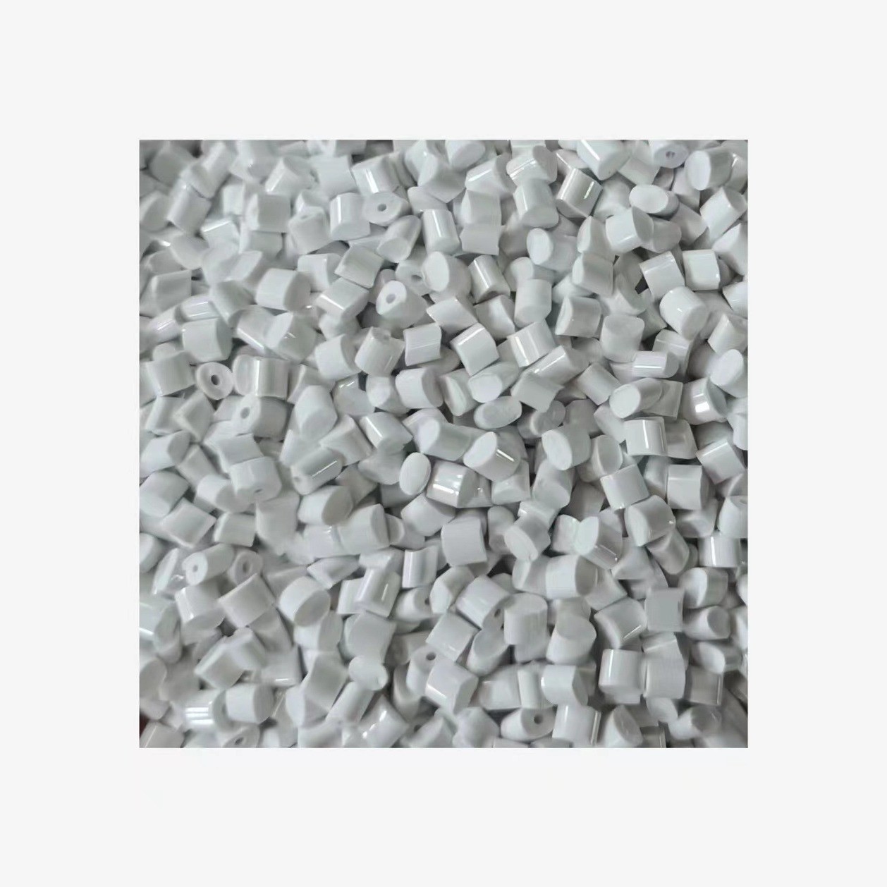 Flame-Retardant Abs Modified/Regenerated Material, Natural Color, High Gloss, High Temperature Resistance, Available in Various Colors, Abs Flame-Retardant V0