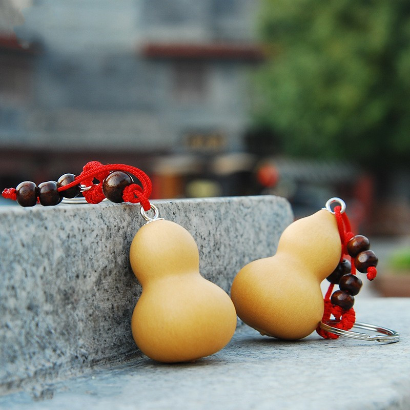 Factory wholesale gourd pendant/small gourd keychain 12 Zodiac gourd hand twist gourd Wenwan pyrography gourd