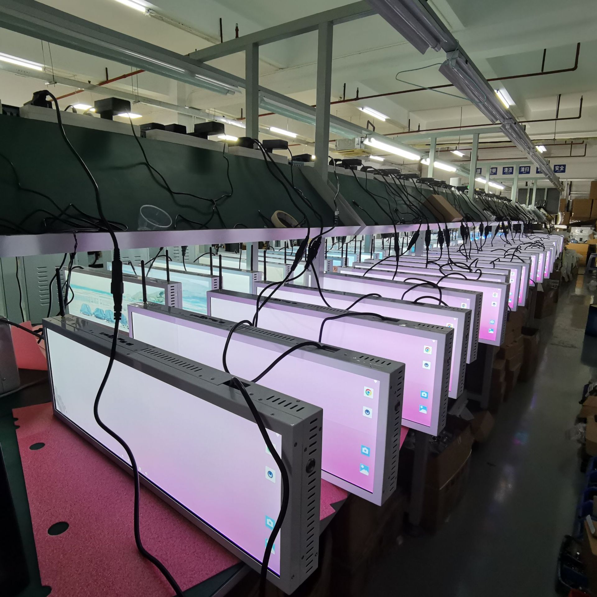 Customized Commercial Display Hospital Corridor Screen Bar Screen Lcd Screen 28.6inch High-Definition Double-Sided Display with the Same Screen and Different Displays