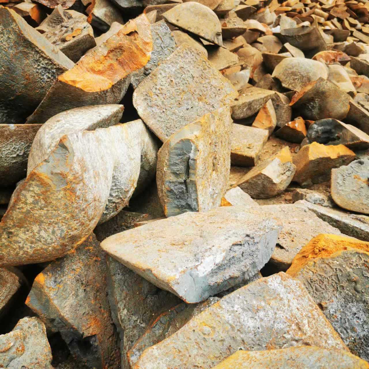 Spot White Iron, Special Bread Iron for Making Iron Flowers, Crispy and Easy to Break, Bar Cast Iron Block, Small and Good Color