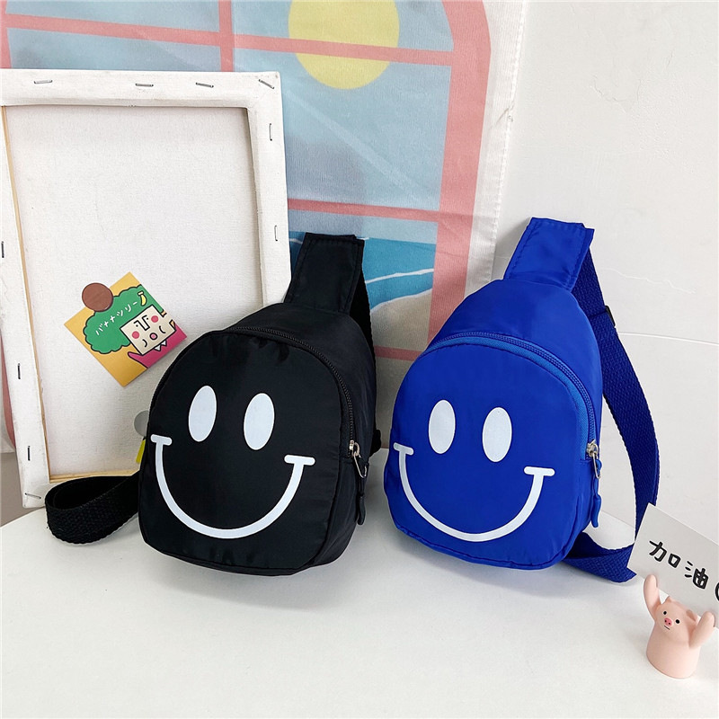 Factory children's smiling face chest bag baby shoulder bag kindergarten small satchel boys and girls sports outdoor waist bag wholesale
