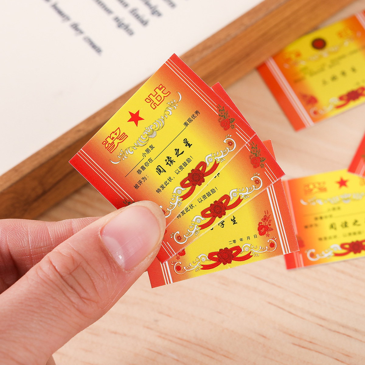 Miniatures Simulation Three Good Student Certificate Dollhouse Doll House Classroom Life Scene Pocket DIY Ornaments