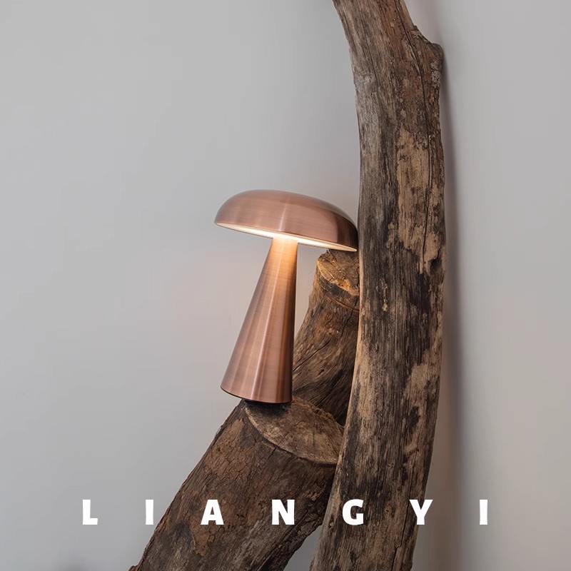 Cross-Border Metal Mushroom Lamp Table Lamp Living Room Lamp USB Charging Touch Bar Table Lamp Creative Atmosphere Lamp