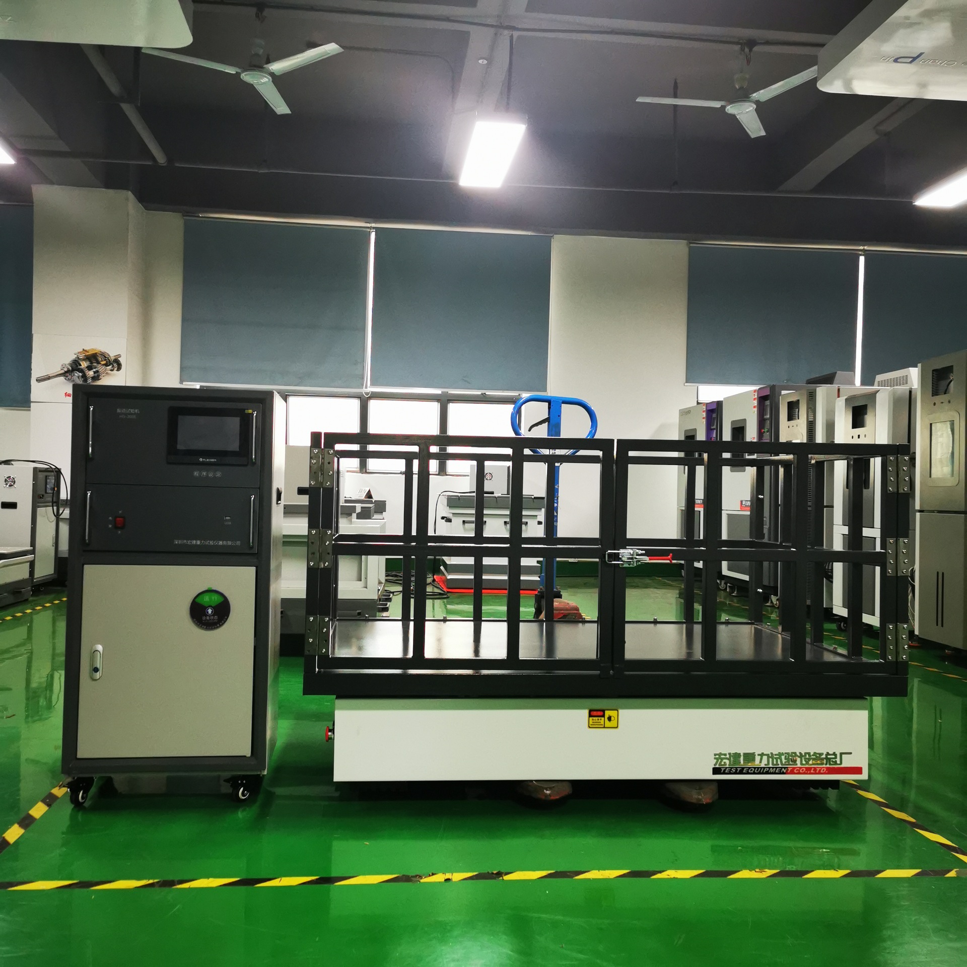 Manufacturer Supplies Electromagnetic High-Frequency Vibration Testing Machine, Vertical Level Vibration Machine, Small Packaging Vibration Testing Machine