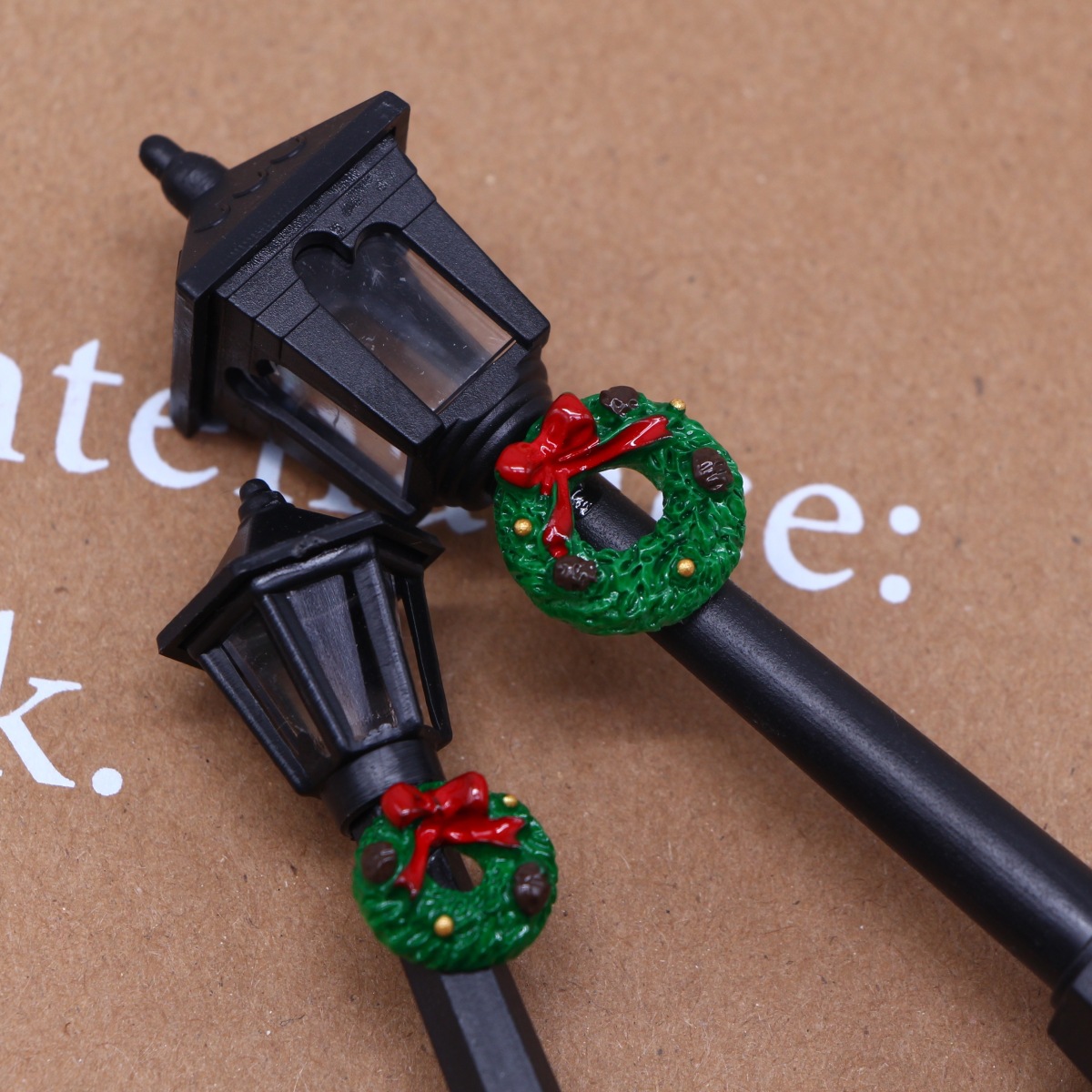 Doll House Christmas Gate Mini Simulation Garland Street Light BJD Micro Landscape Scene Props Decorative Model Accessories