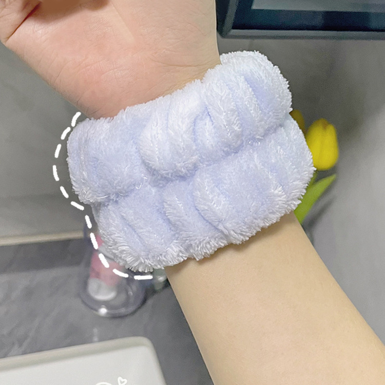 Plush Face Wash Wristband Wholesale Girls Absorb Sweat and Wipe Makeup Flannel Wristband Wrist Waterproof Hairband Wristband