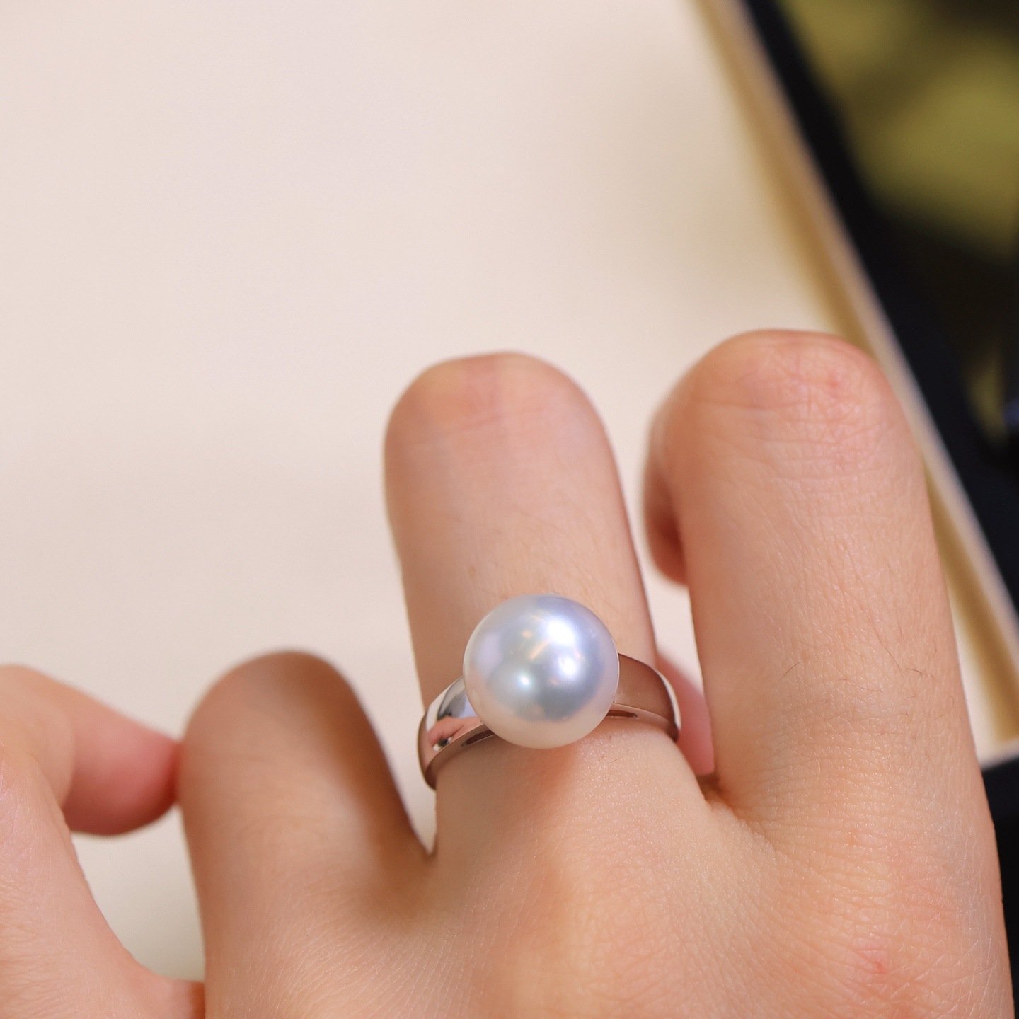 Platinum Pt900 Accessories Thick Gold Light Version Ring Picture with Beads 10-11mm Beads Not Included