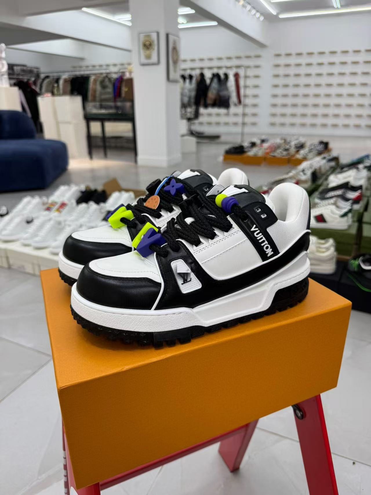 Lvtrainer Maxi Chunky Sneakers for Men and Women Fashion Sports Thick-Soled Height-Increasing Versatile Couple Shoes