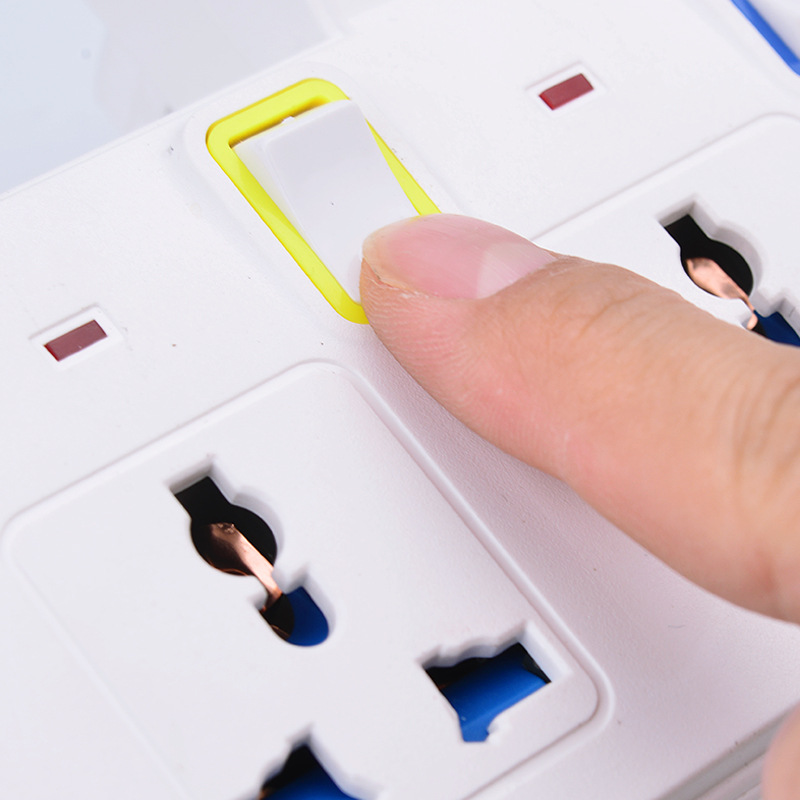 Cross-border foreign trade wholesale British and European gauge with USB multi-function wiring board multi-switch Jack household with insurance row plug