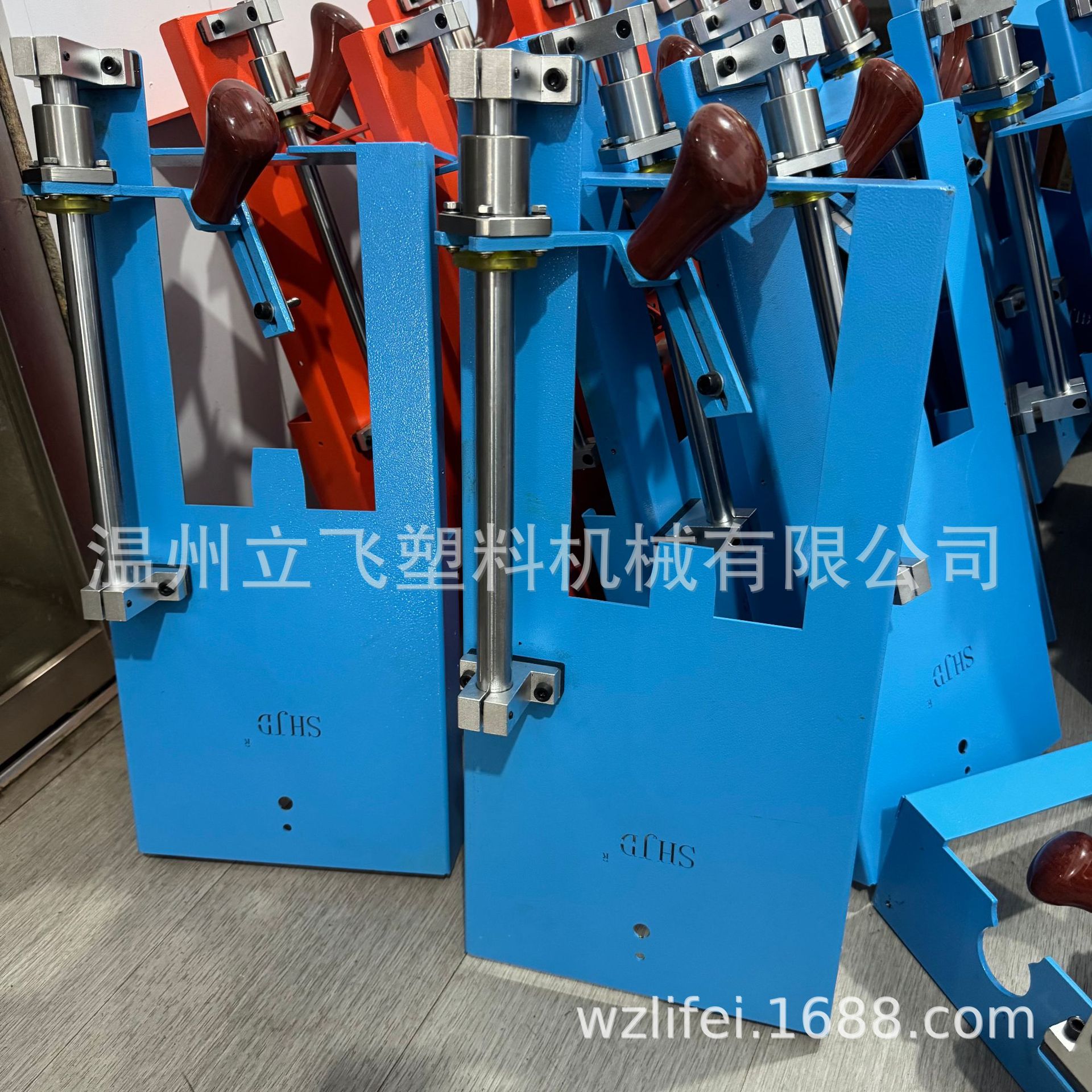Manual Tube Cutting Machine