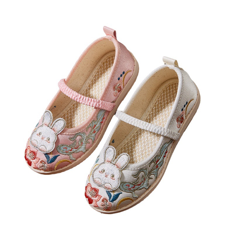 Children's embroidered shoes girls Hanfu shoes antique Chinese style old Beijing cloth shoes scenic spot special shoes a generation of hair