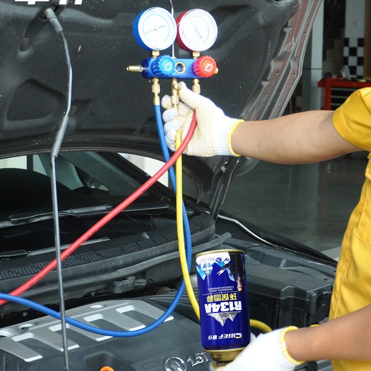 Car servant car Snow air conditioning refrigerant R134a refrigerant Freon-free car single bottle