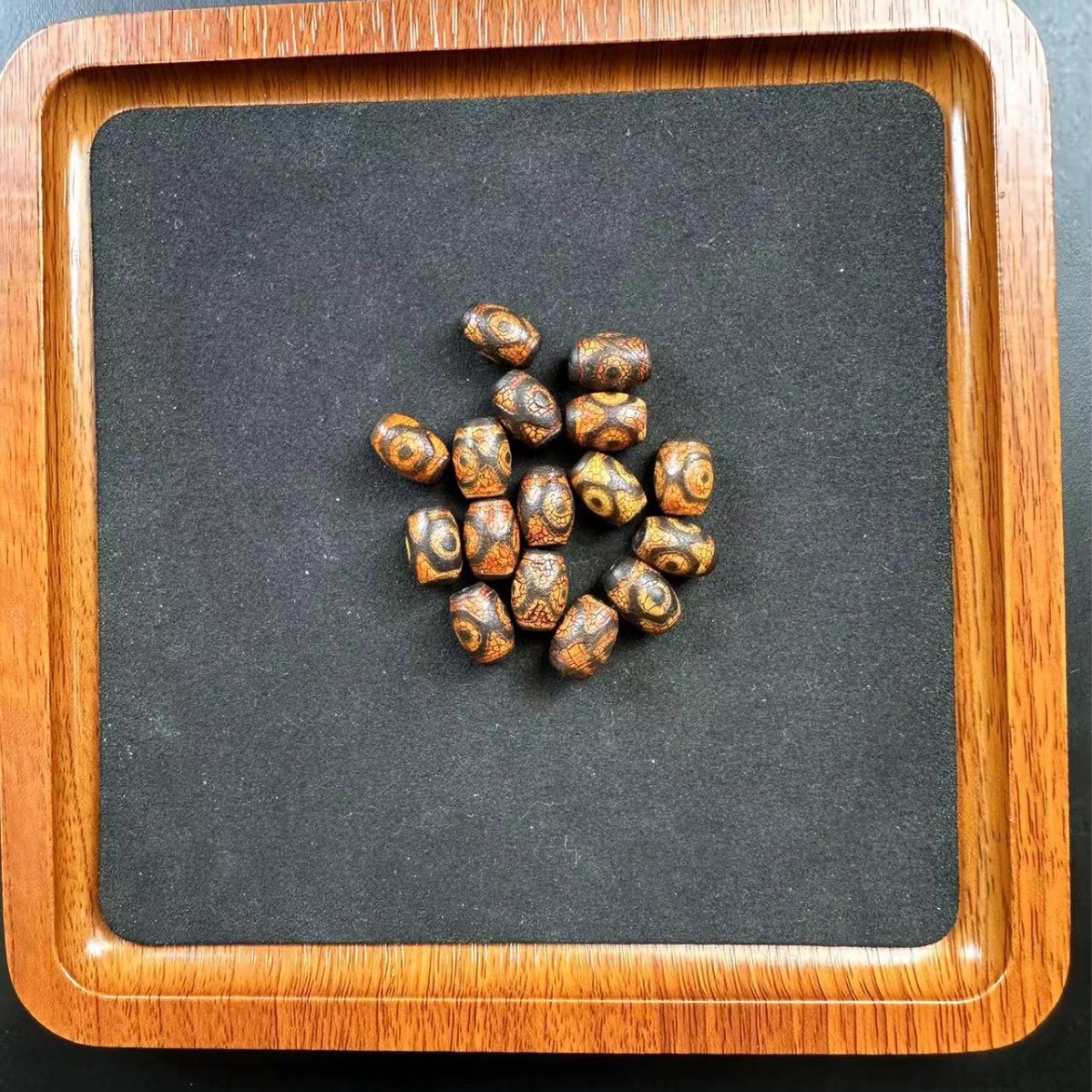 Tianzhu Wholesale Natural Agate Xizang Fire for Open Pieces Three Eyes Tianzhu Accessories Scattered Beads Buddha Beads Bodhi Semi-finished Products