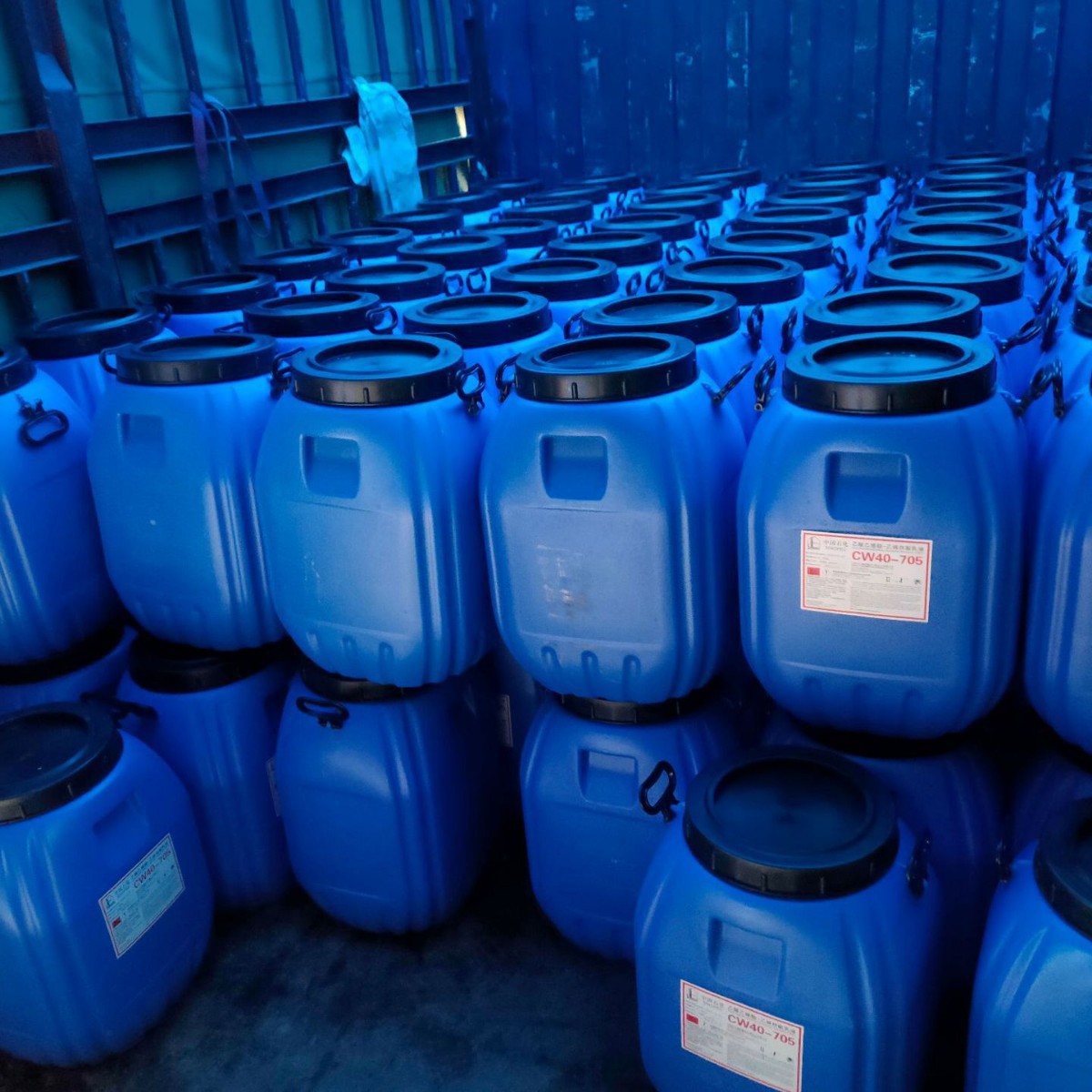 Chuanwei CW40-705 emulsion adhesive bonding special VAE emulsion paper woodworking special factory direct supply