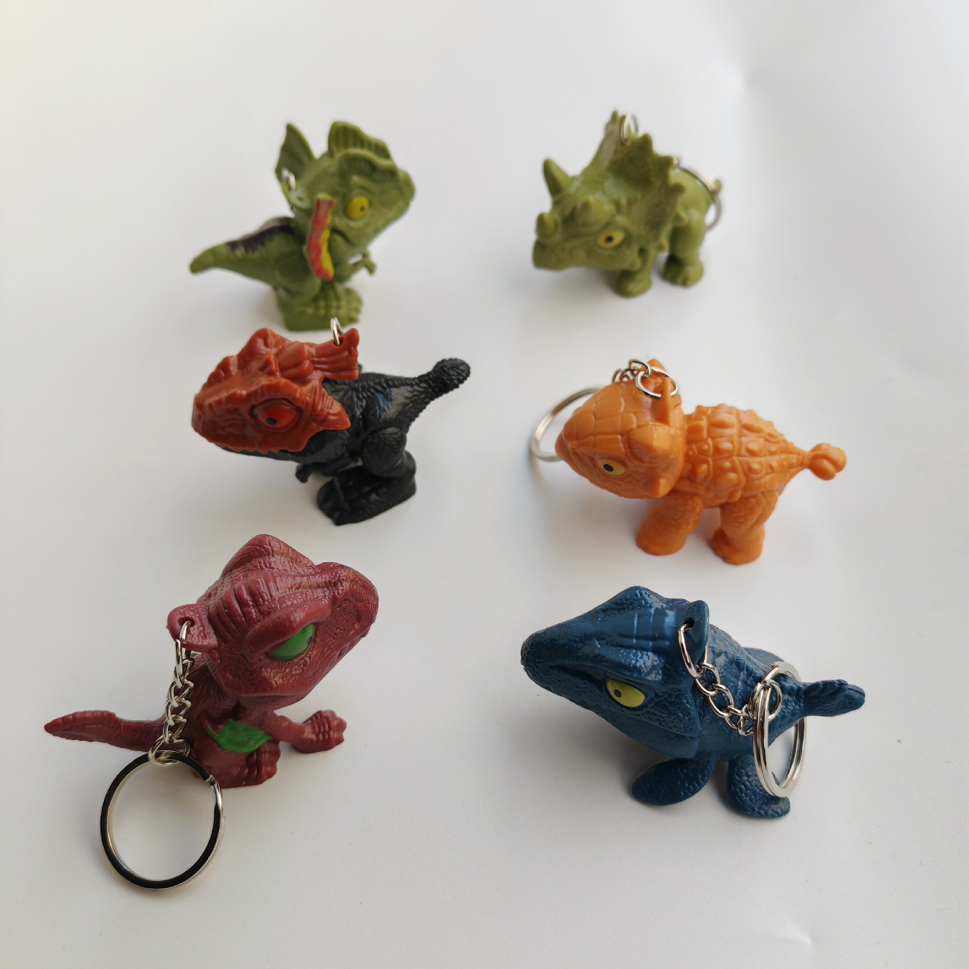 Mini Bite Hand Small Dinosaur Toy Pendant Children Bite Tyrannosaurus Rex Animal Jurassic Toy Cheap Small Toy