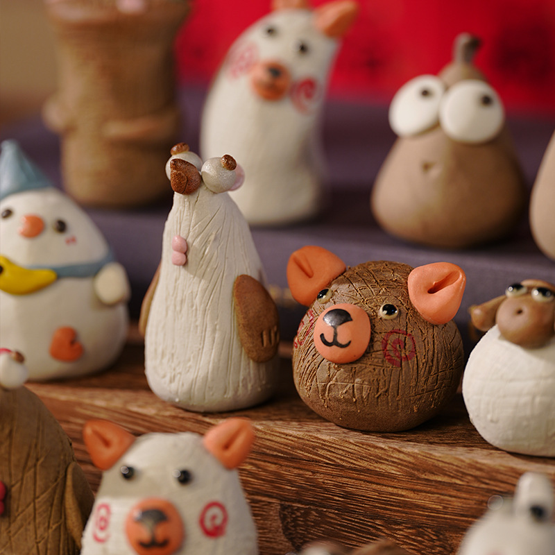 Zen Wen Chuang Tea Pet Small Ornaments Ceramic Line Incense Insert Creative Tea Ceremony Baba Rabbit Animal Zodiac Piglet Customization