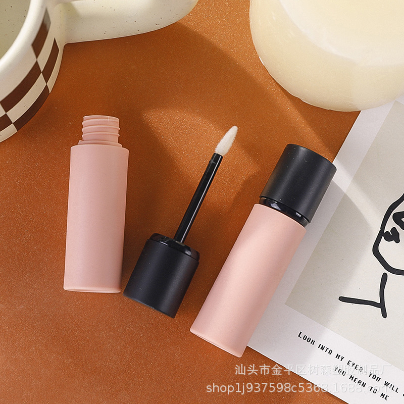 in stock round lip glaze lip gloss empty tube high-grade matte black lip honey bottle cosmetic packaging material shell 4ml handmade diy tube