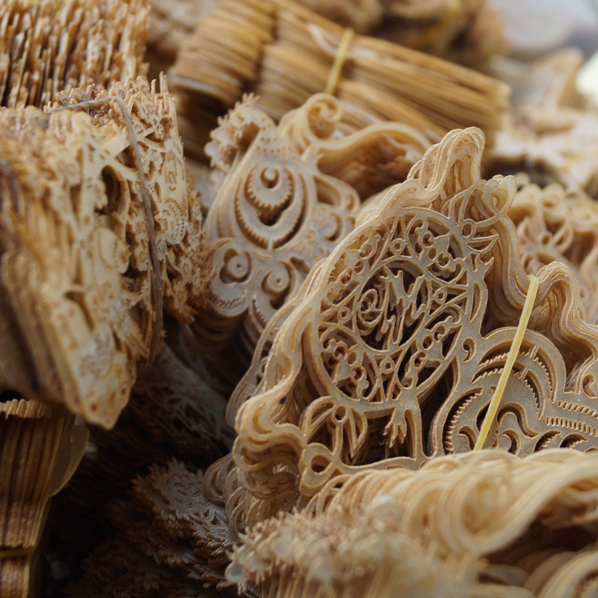 Shadow Play Shadow Puppet Material Manual Machine Carving Special Transparent Buffalo Leather Spot