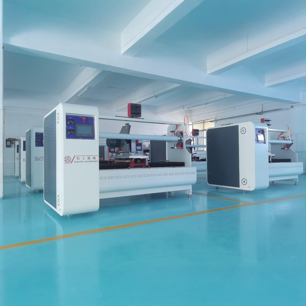 Тихий и высокоточный одноосевой резак с возможностью установки широких ножей для автоматической резки ленты VHB.